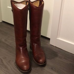 Frye Melissa Button Size 9.5 Cognac